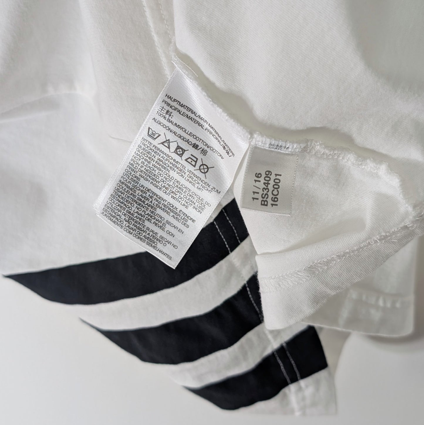 Y3 - M