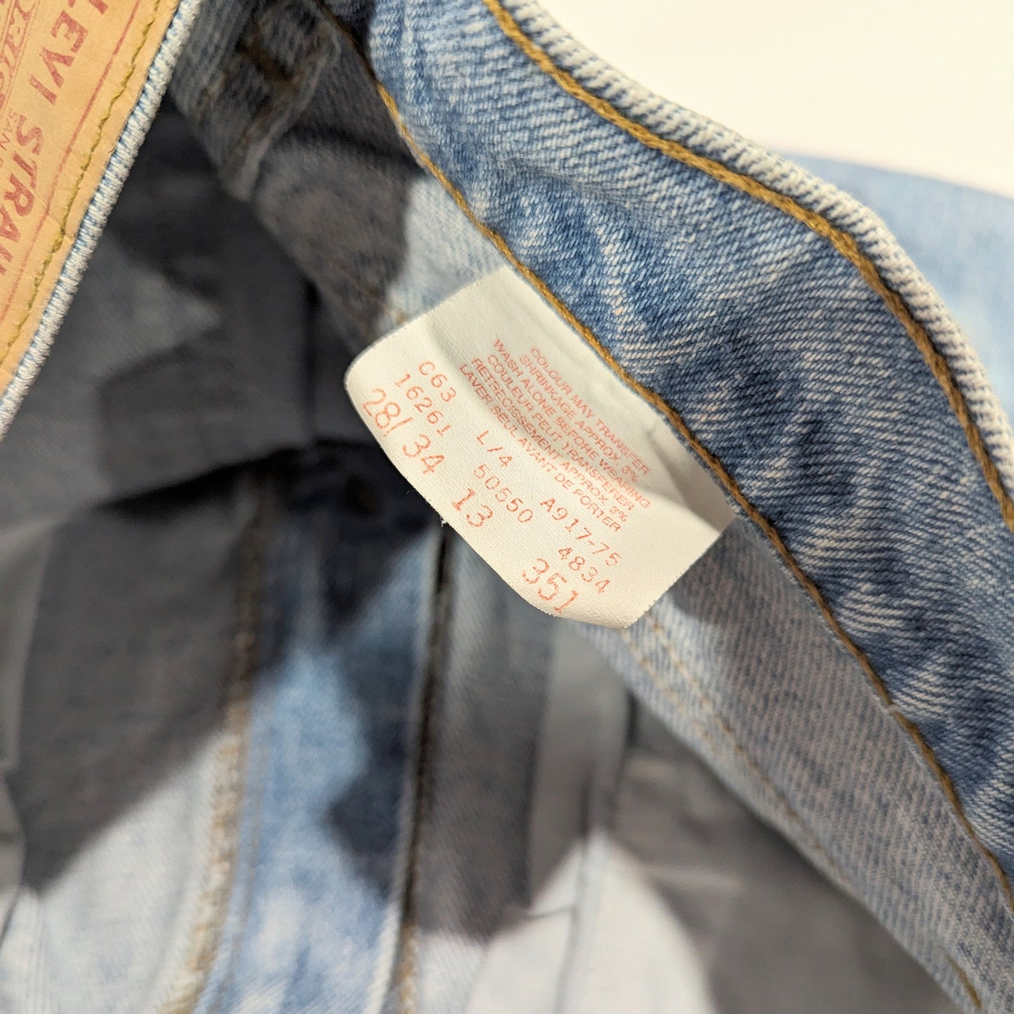 Levis 550