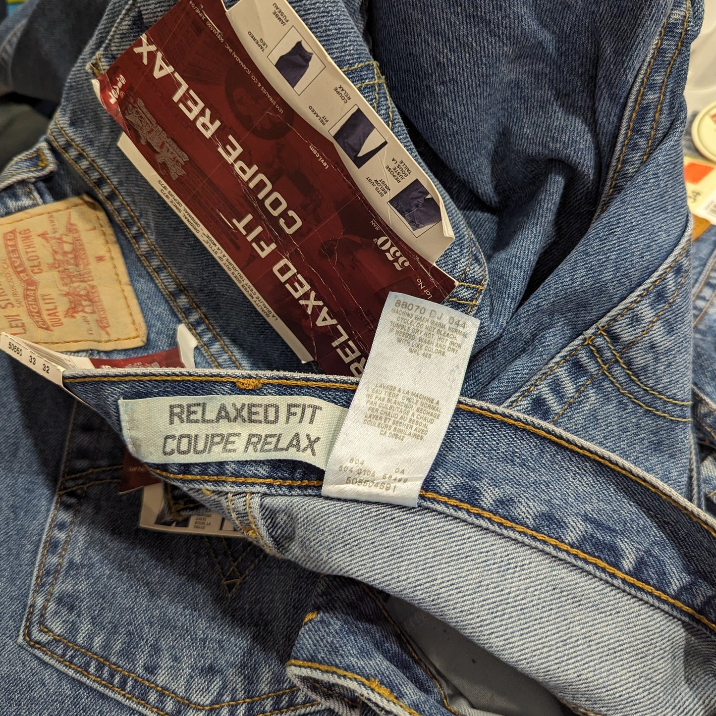 Levis 550