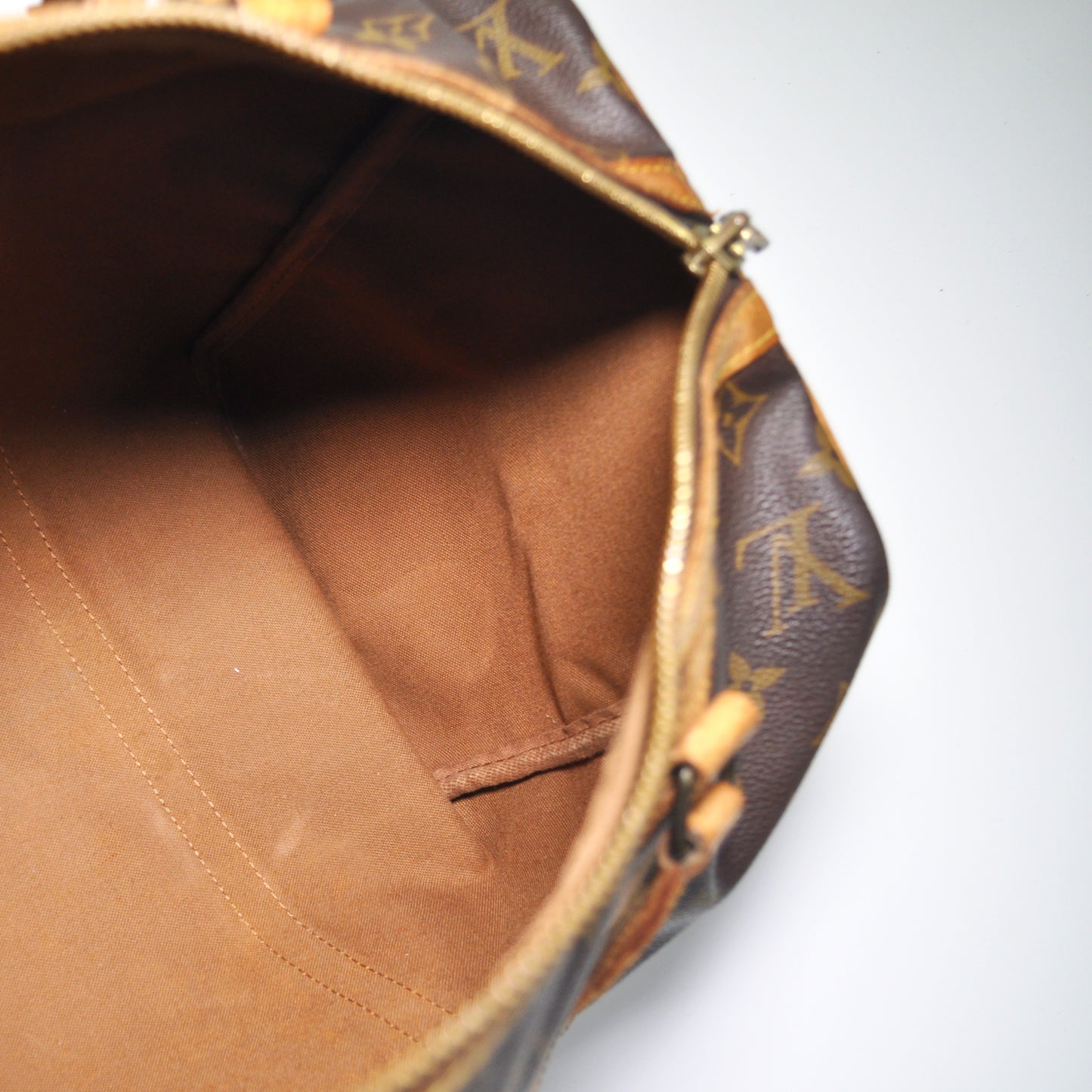 Louis Vuitton Sac Souple 35