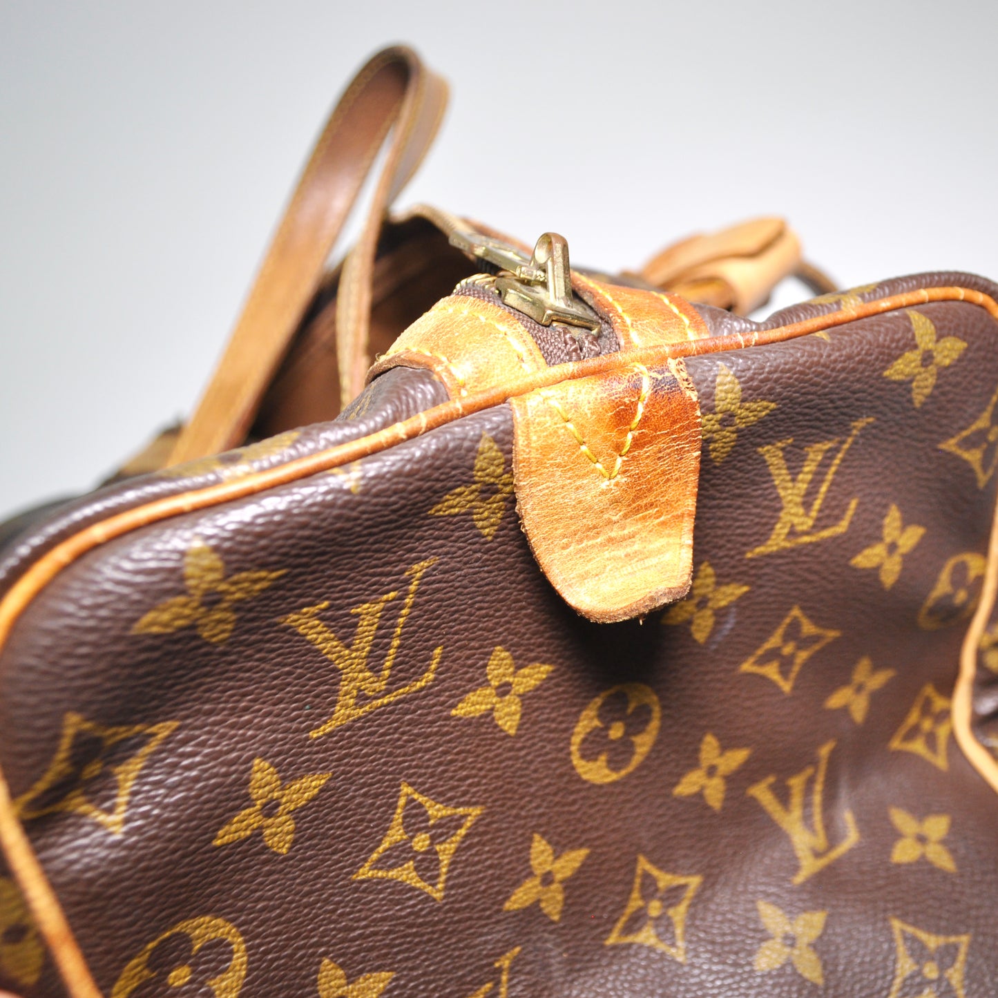 Louis Vuitton Sac Souple 35