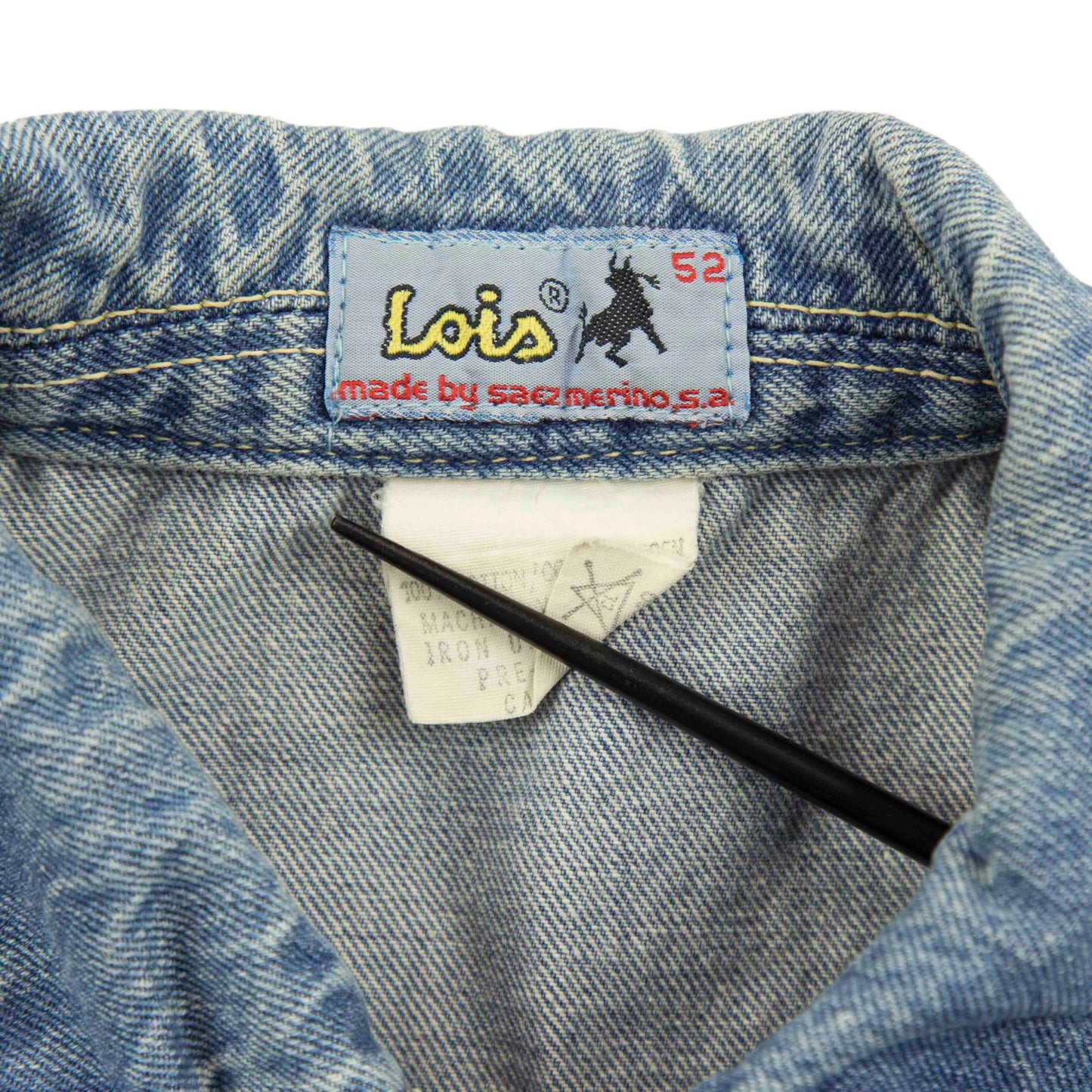 Lois - 52
