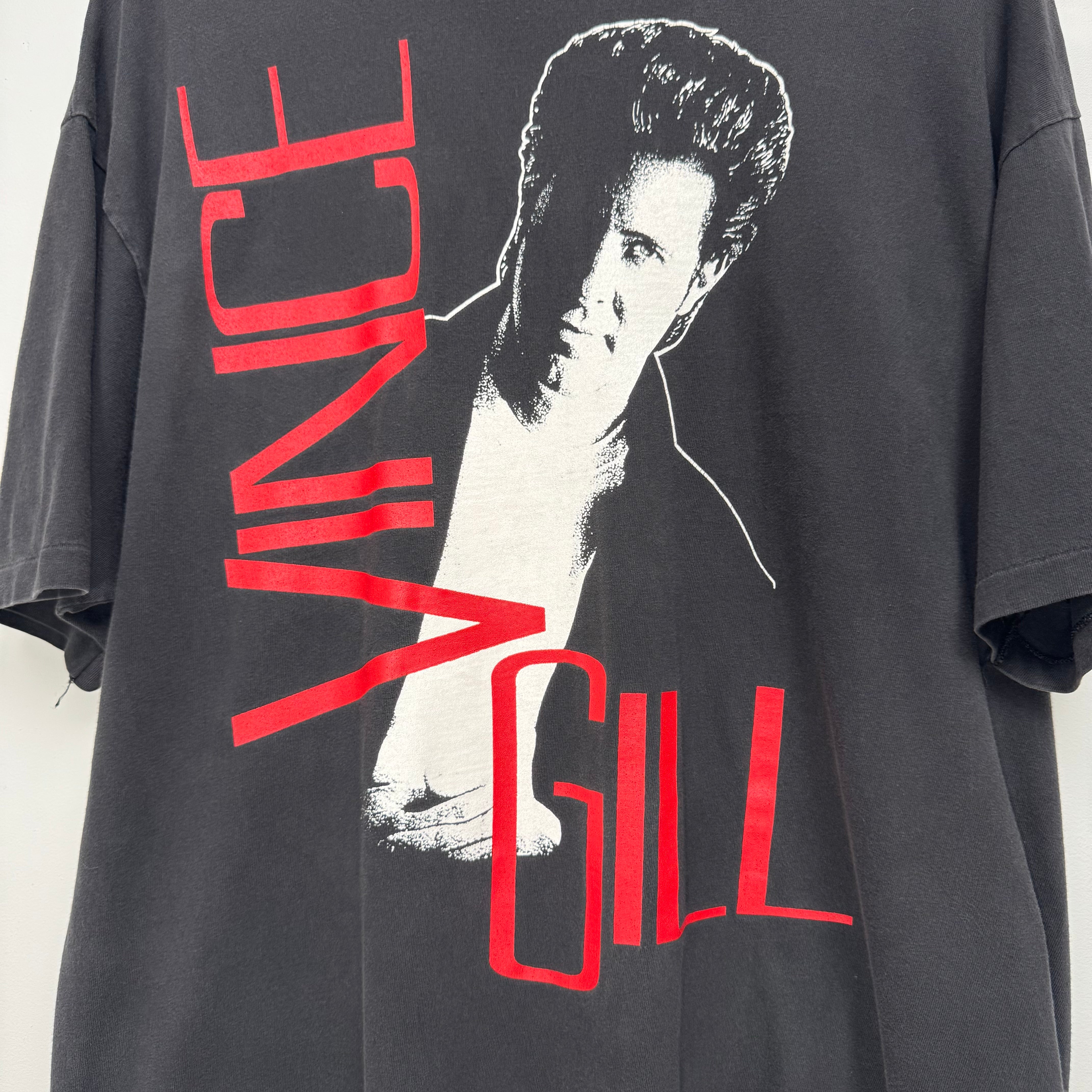 Vince Gill black tshirt vintage 1992 tour size XL USA slim fit – L N F
