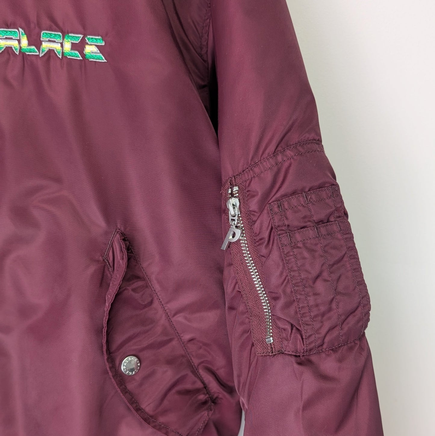 Palace - M