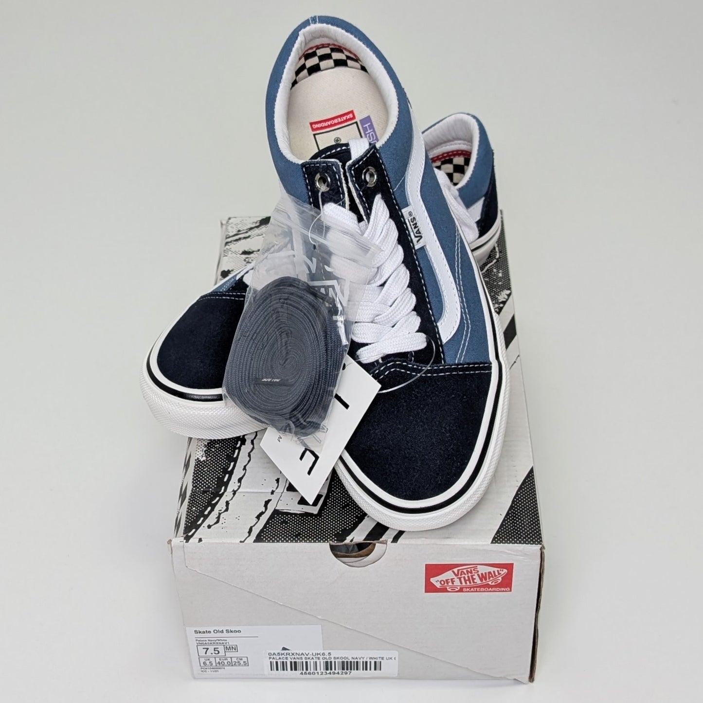 Palace x Vans - 7.5