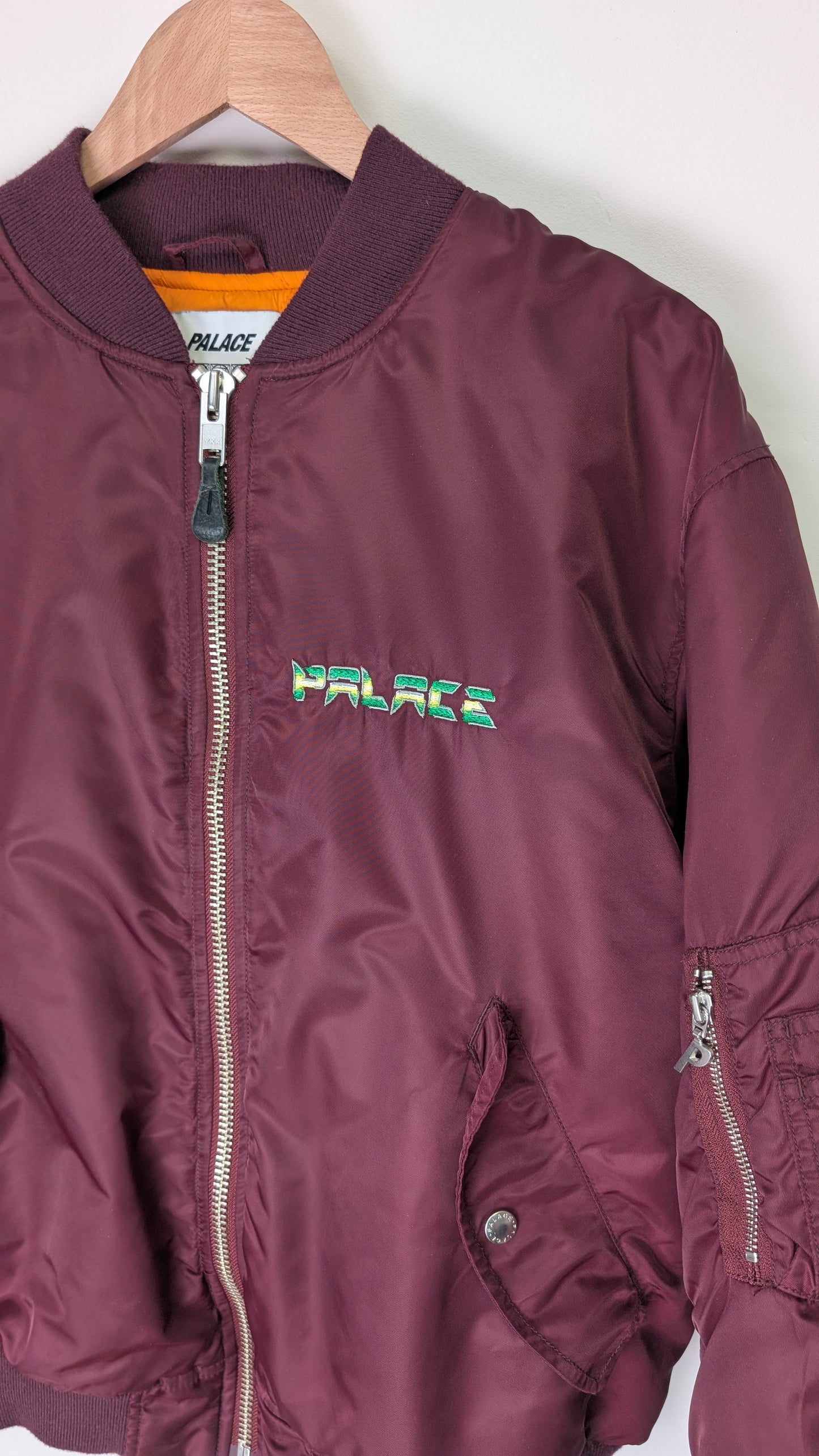 Palace - M