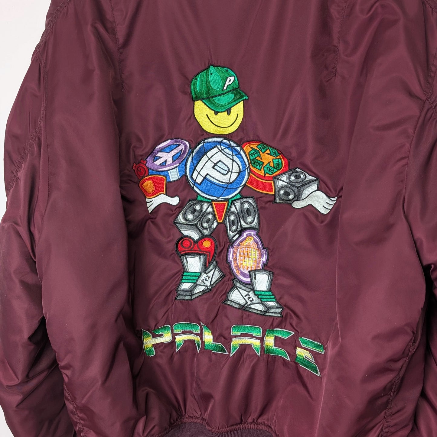 Palace - M